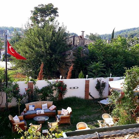 Can Efes Hotel Селчук Екстериор снимка