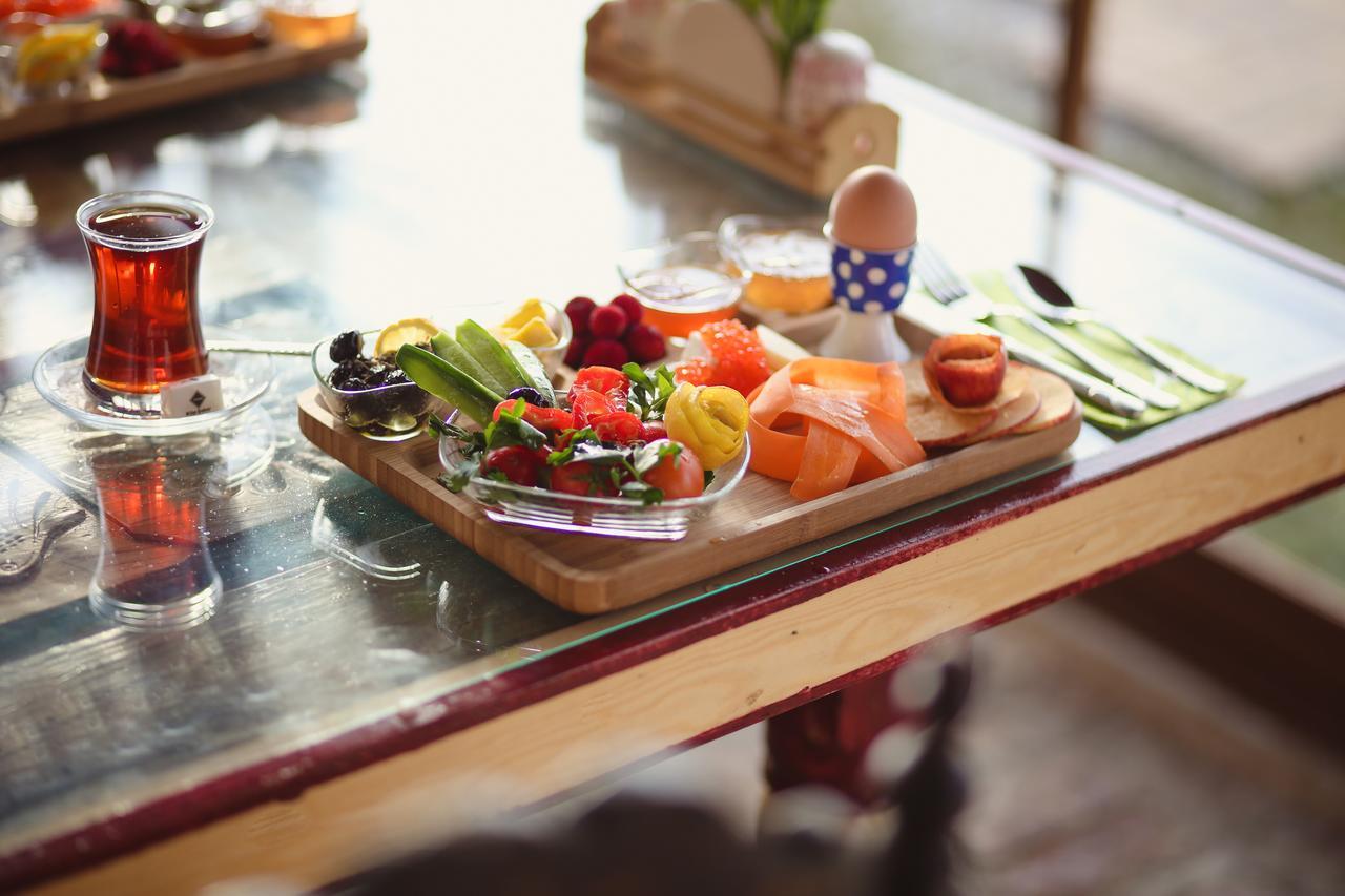 Can Efes Hotel Селчук Екстериор снимка