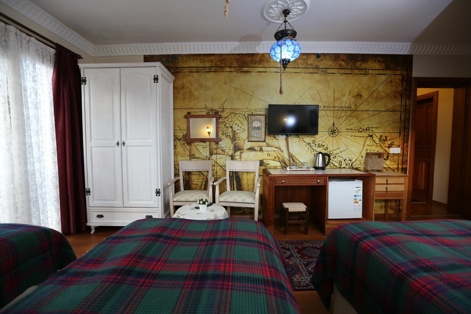 Can Efes Hotel Селчук Екстериор снимка