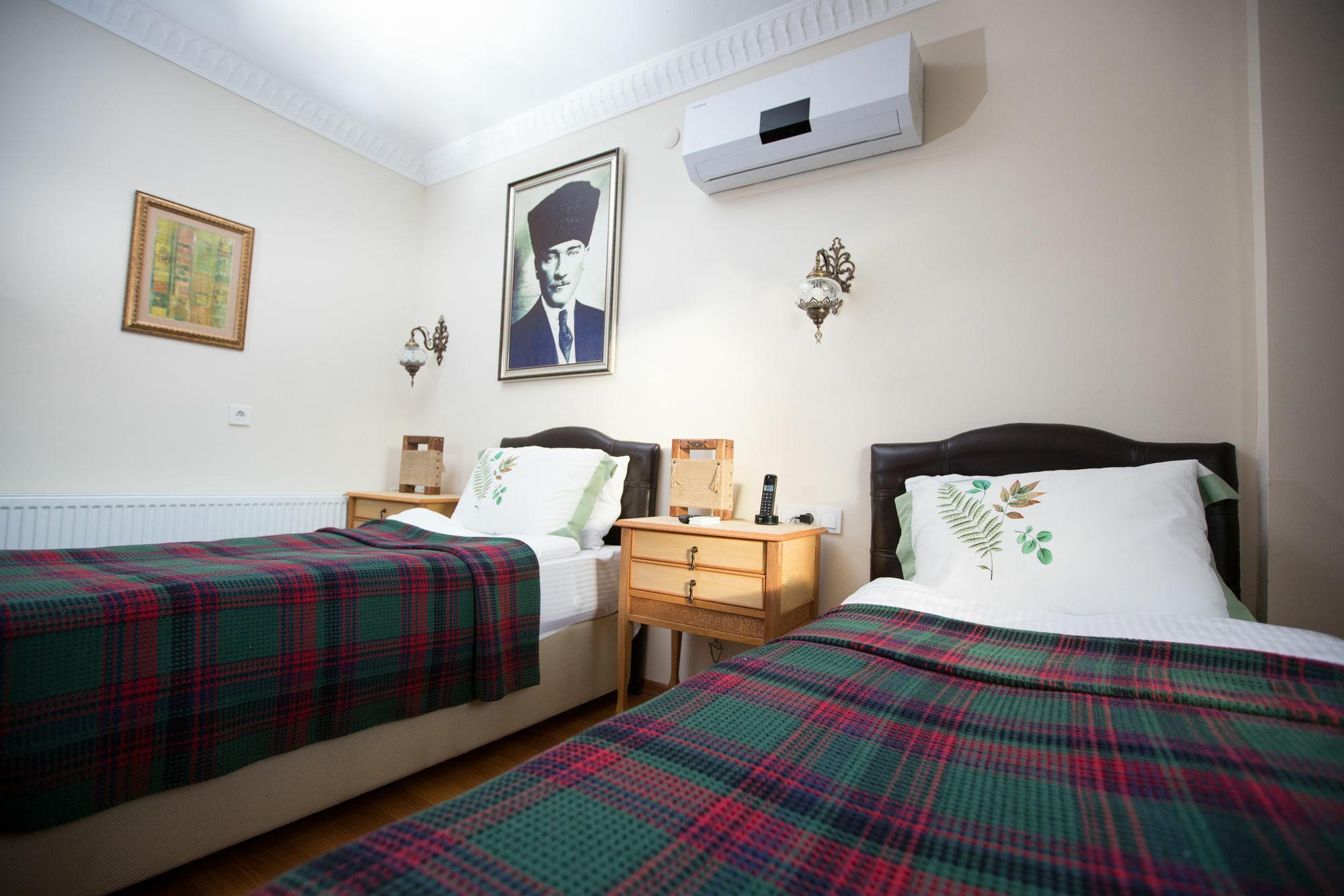 Can Efes Hotel Селчук Екстериор снимка